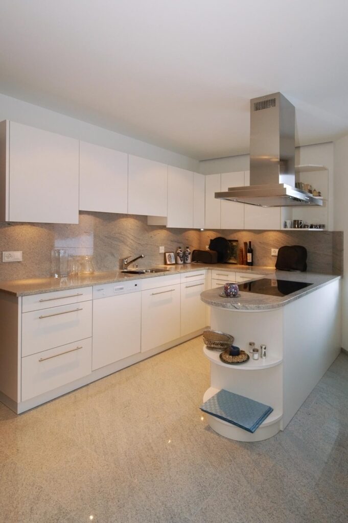 Fried AG - Ihr Schreiner | Galerie Rosatsch